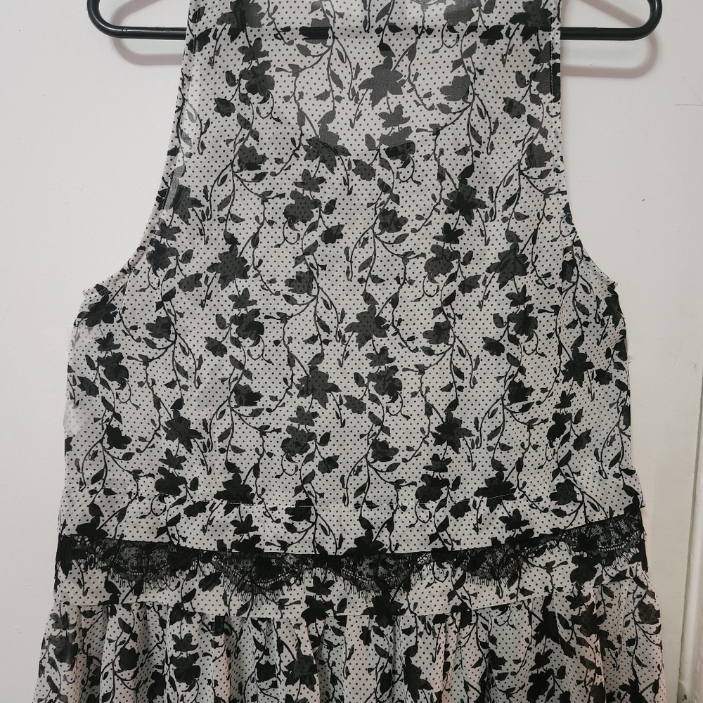 Blouse - Picture 2 of 3